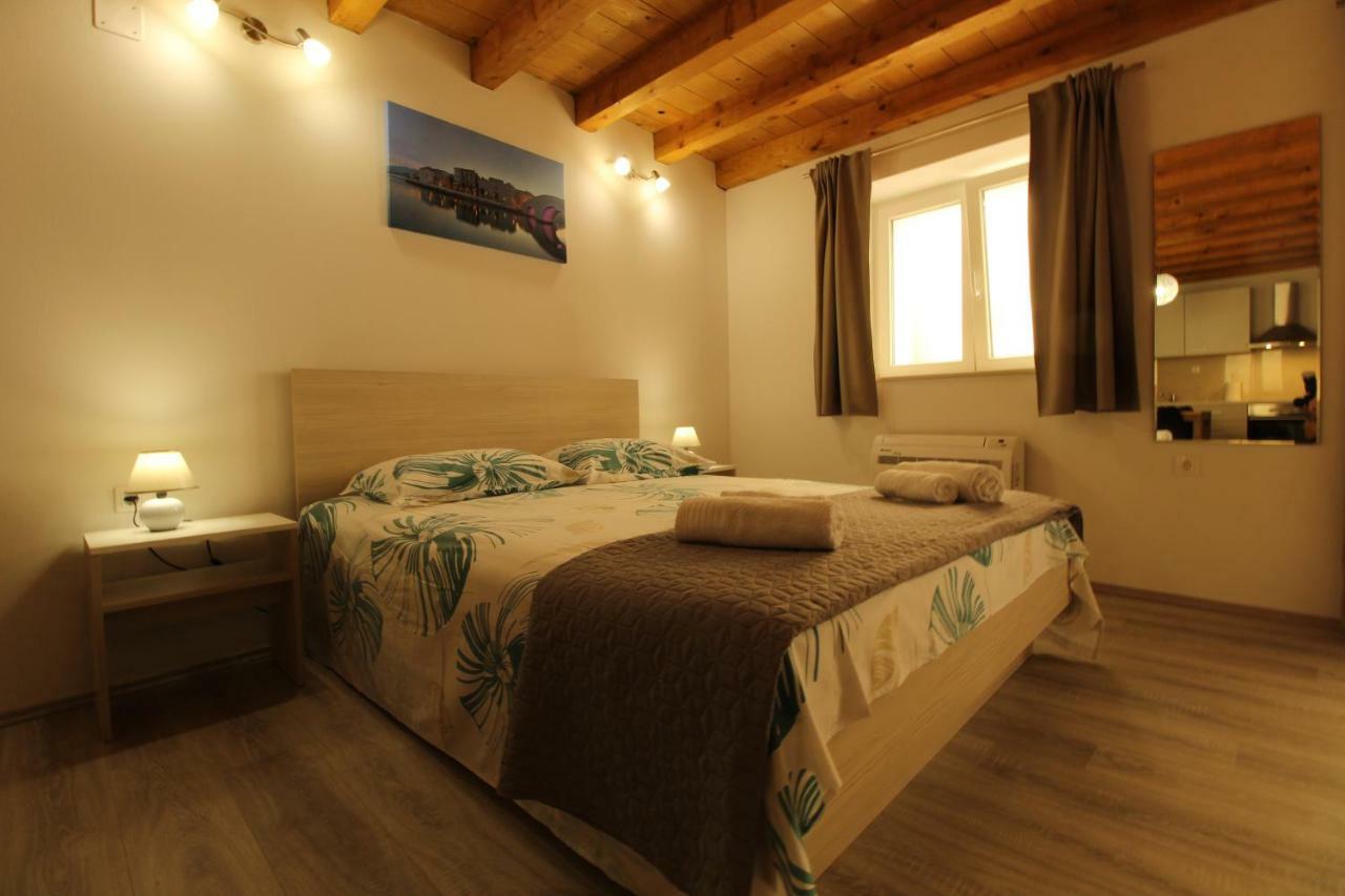 Apartments Bella Pag Town Luaran gambar