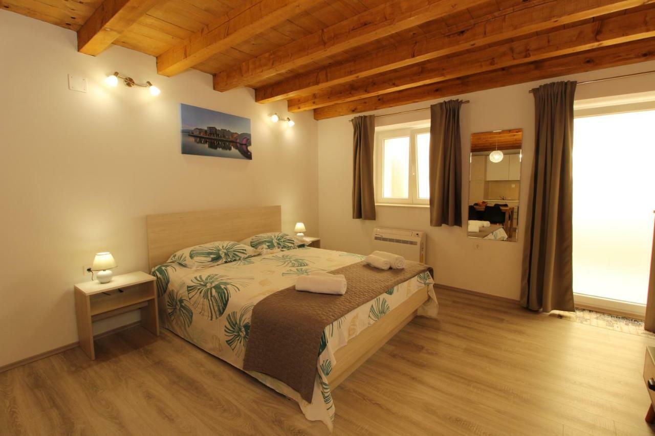 Apartments Bella Pag Town Luaran gambar